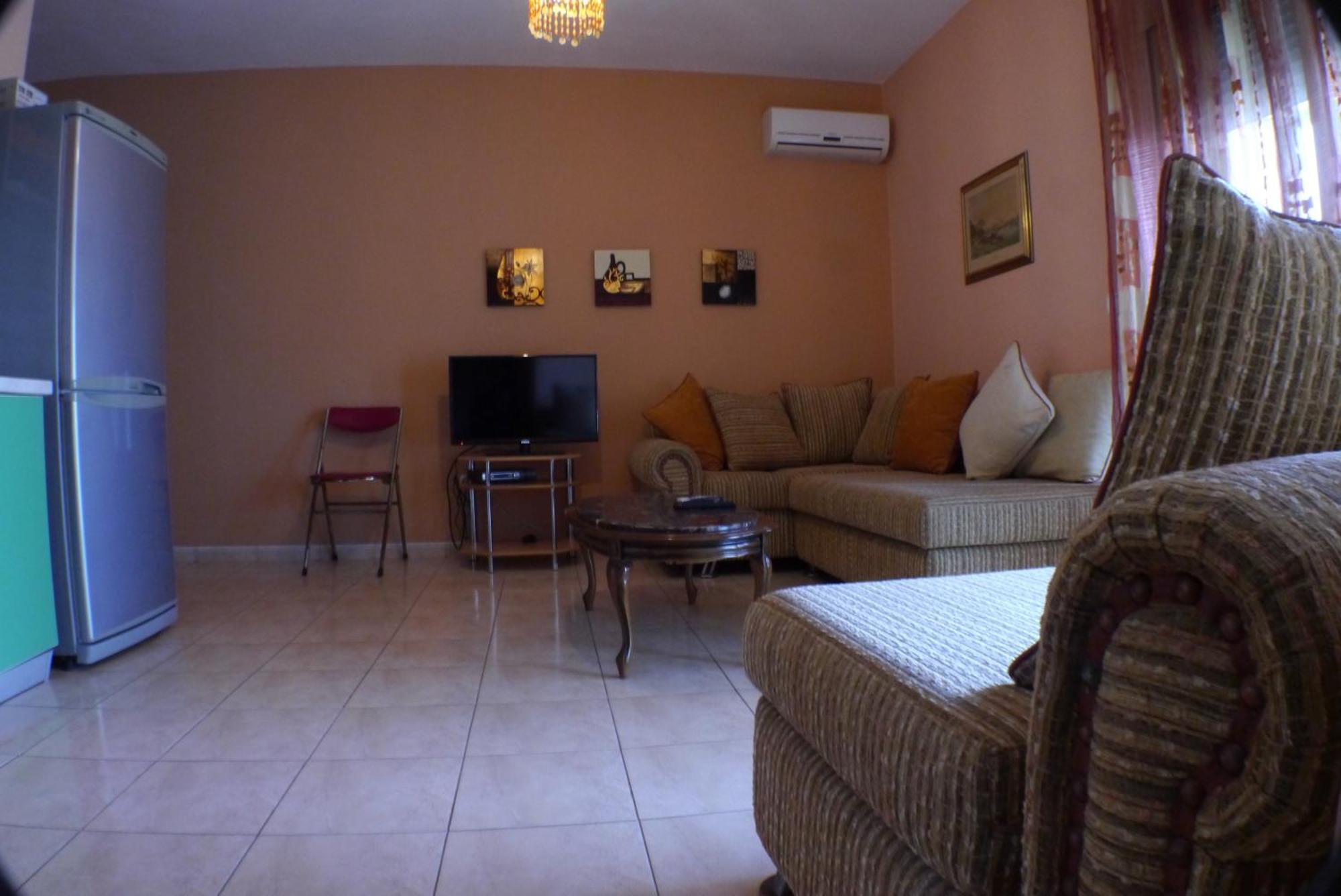 Espana Aparthotel Shkallnur Ngoại thất bức ảnh